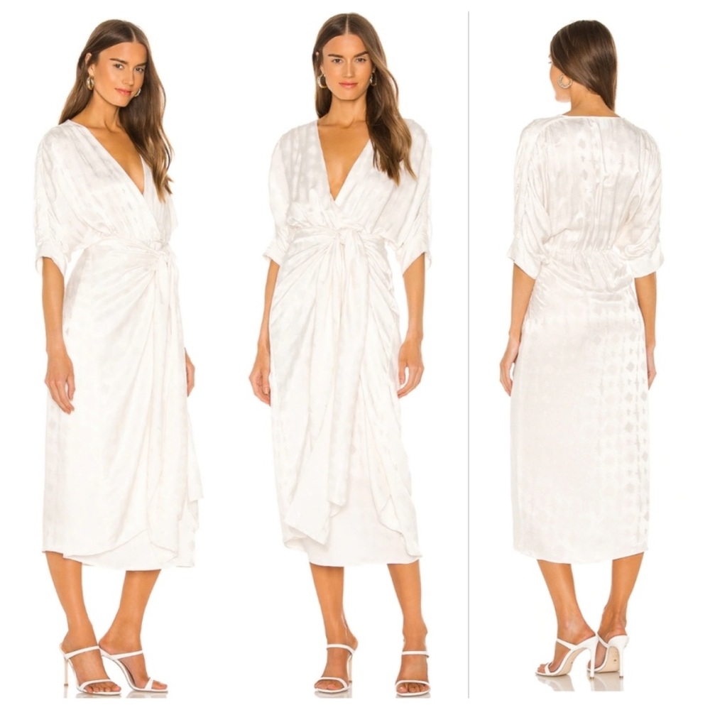 COPY - •CALLAHAN x REVOLVE•Sami Cream Wrap Dress•Sz‎ Small
